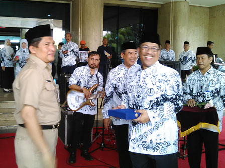 Pencarian PGRI Semarang - Persatuan Guru Republik Indonesia Cabang Semarang